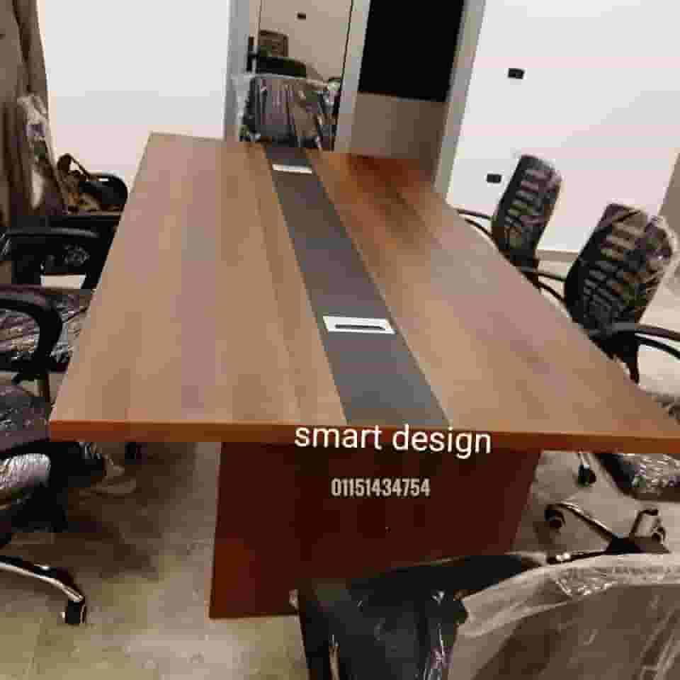 Meeting table 