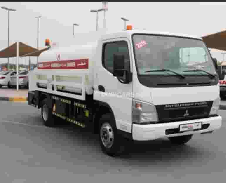 مطلوب للايجار الشهري تنكر مياه