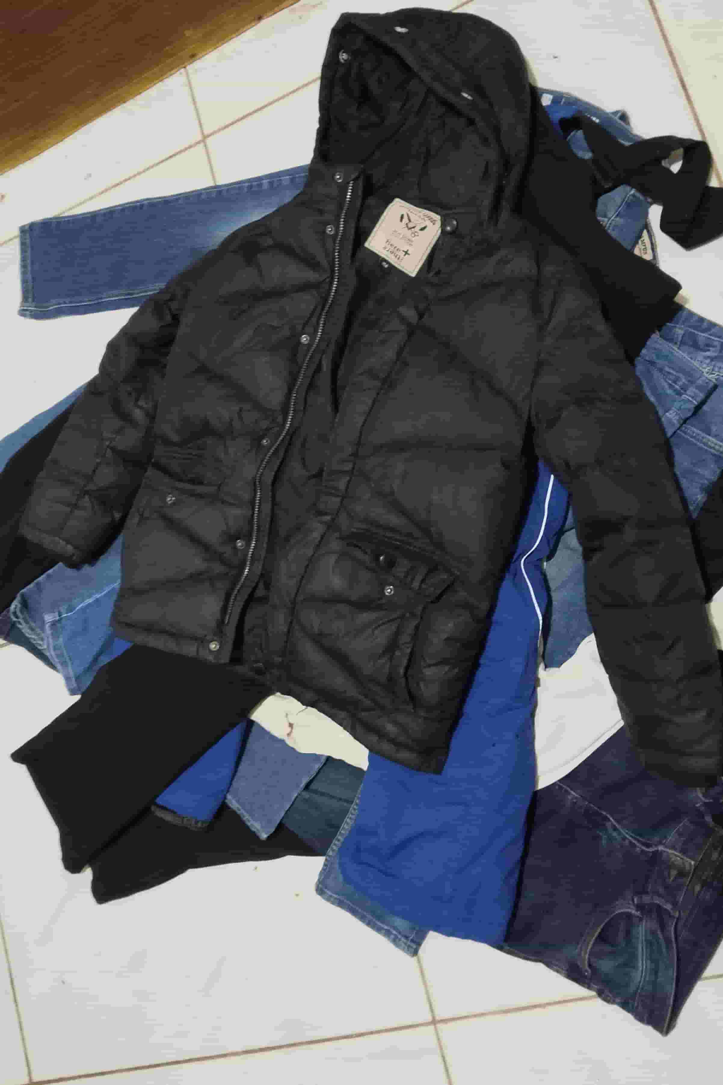 Imported clothes from Germany in very excellent condition  Imported clothes from Germany in very excellent condition