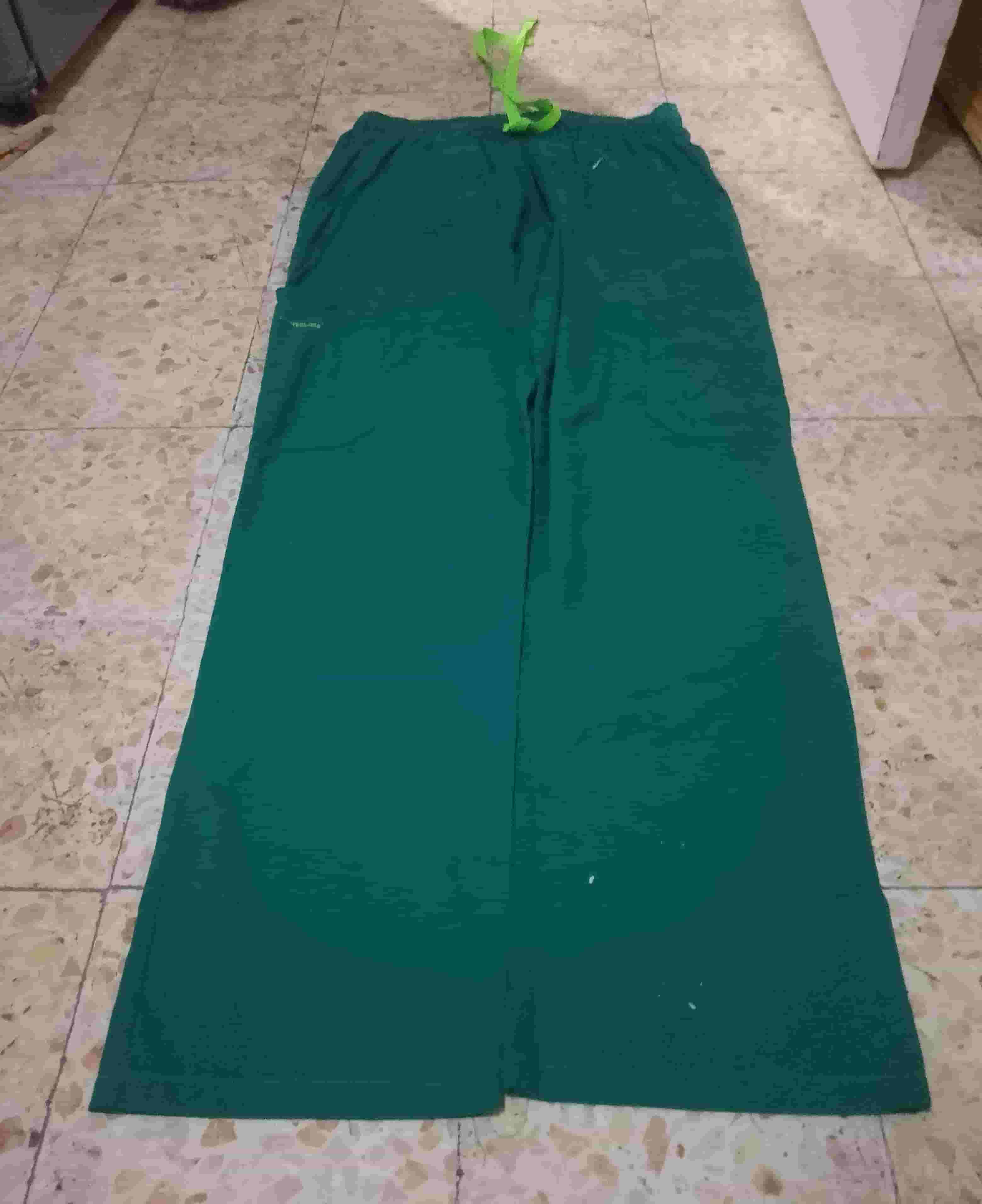 There are 4 pants for sale  There are 4 pants for sale