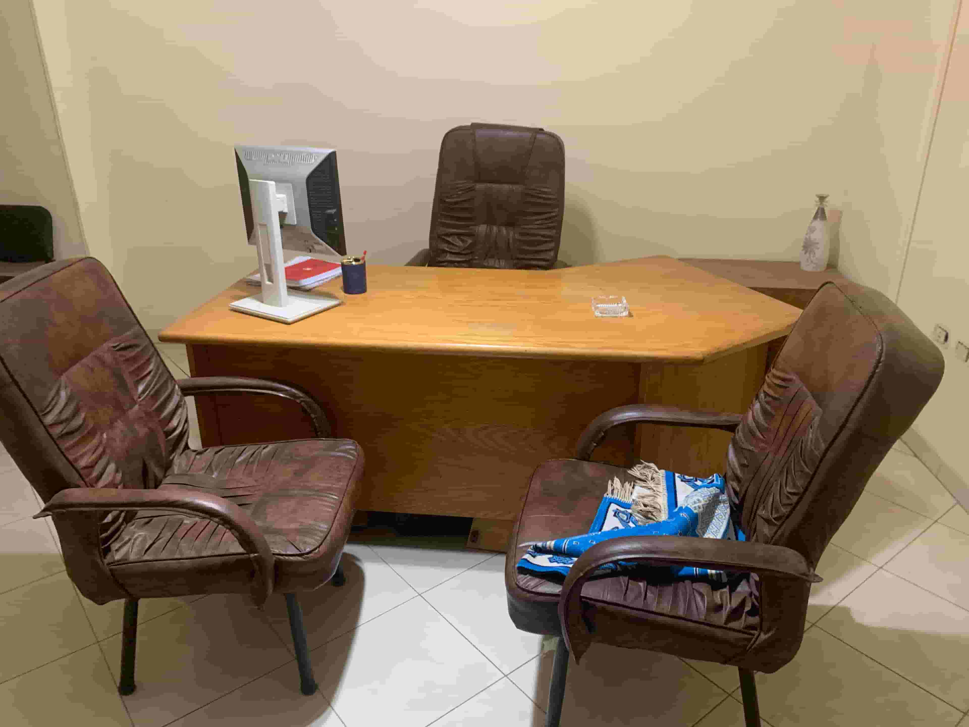 Full office furniture Full office furniture