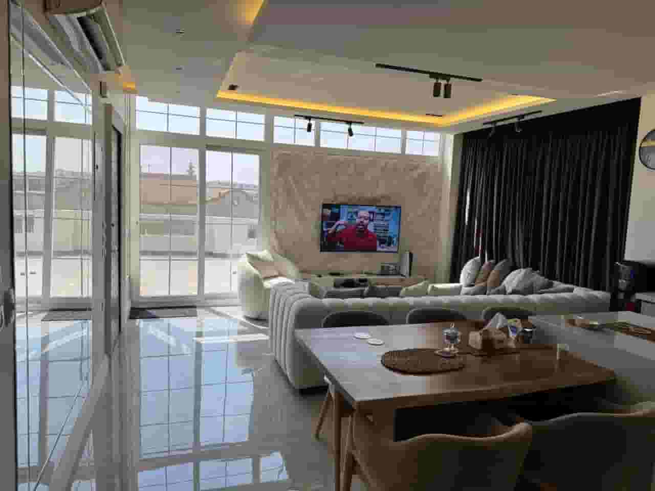 شقة للبيع فى ارقى مناطق التجممع الخامس شقة للبيع فى ارقى مناطق التجممع الخامس